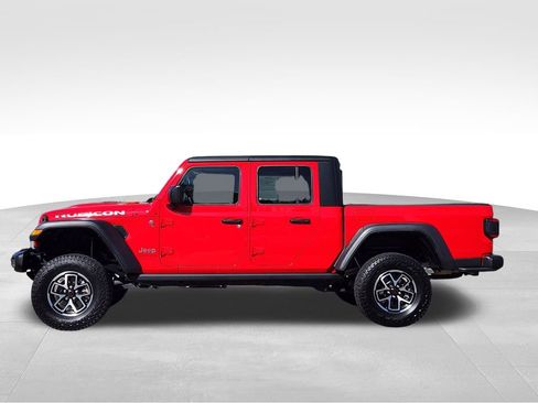 Used 2024 Jeep Gladiator Rubicon w/ Convenience Group image 2