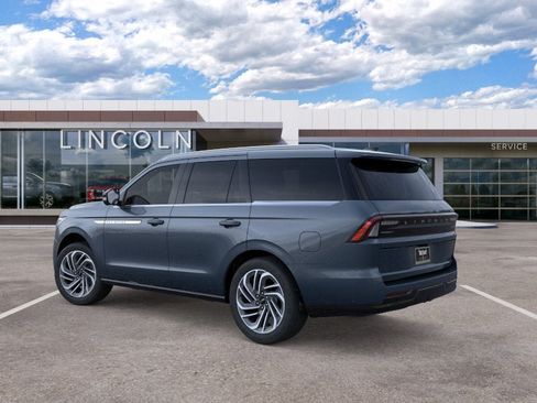 New 2026 Lincoln Navigator Reserve AWD/4WD image 5
