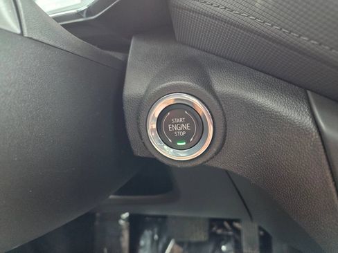 Used 2023 Chevrolet TrailBlazer LT FWD image 27