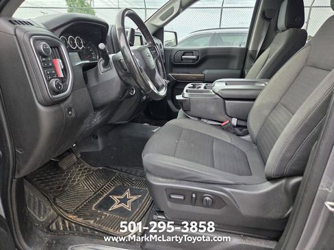 Used 2020 Chevrolet Silverado 1500 RST w/ Texas Edition AWD/4WD image 4