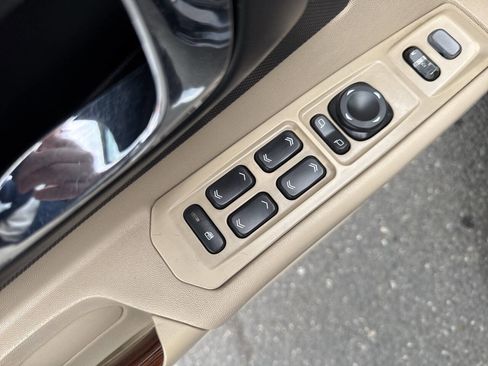 Used 2005 Cadillac CTS 3.6 w/ Preferred Equipment Group image 24