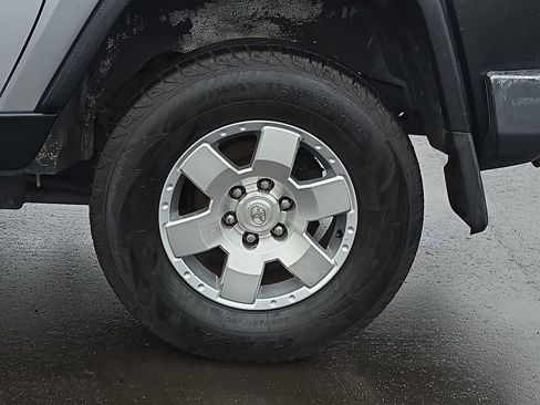 Used 2007 Toyota FJ Cruiser 2WD image 36