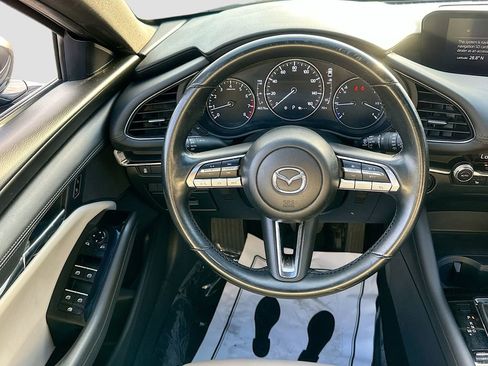 Used 2021 MAZDA MAZDA3 s image 22