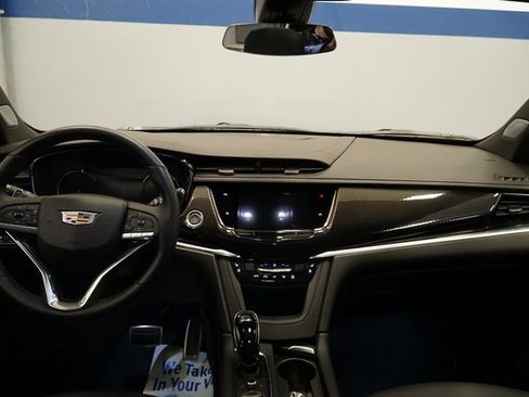 New 2025 Cadillac XT6 Sport image 13