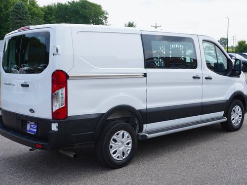 Used 2025 Ford Transit 250 Low Roof w/ Exterior Upgrade Package RWD image 5