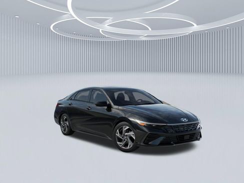 New 2026 Hyundai Elantra SEL Sport Premium FWD image 2