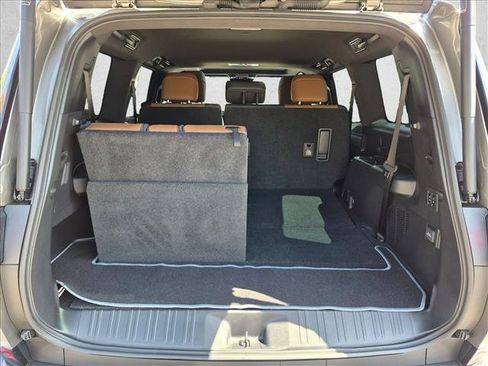 Certified 2025 Lexus GX 550 w/ Accessory Package (Z1) AWD/4WD image 9