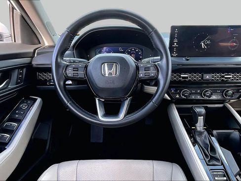 Used 2023 Honda Accord Touring image 6