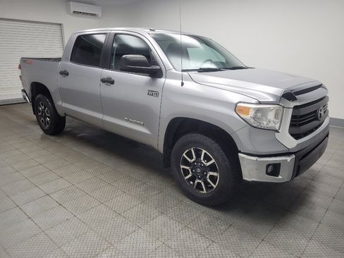 Used 2014 Toyota Tundra SR5 w/ TRD Off Road Package AWD/4WD image 11