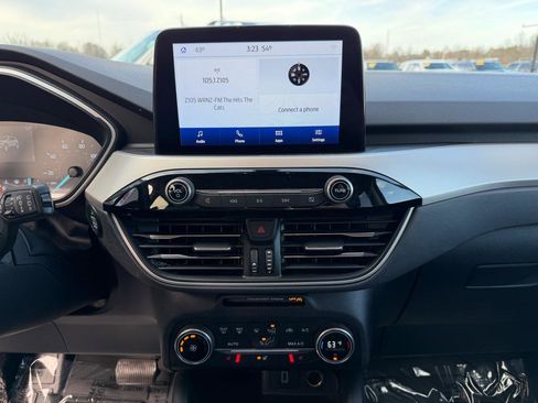 Used 2020 Ford Escape SEL image 28