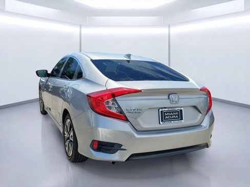 Used 2018 Honda Civic EX-L image 3