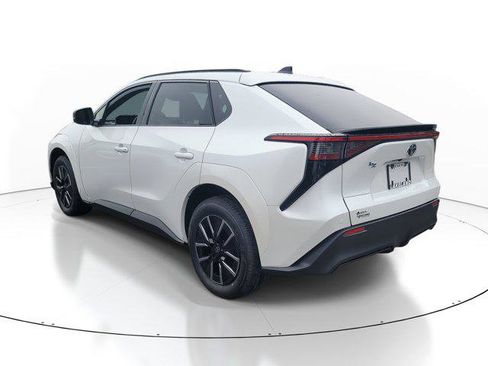 Certified 2026 Toyota bZ image 4