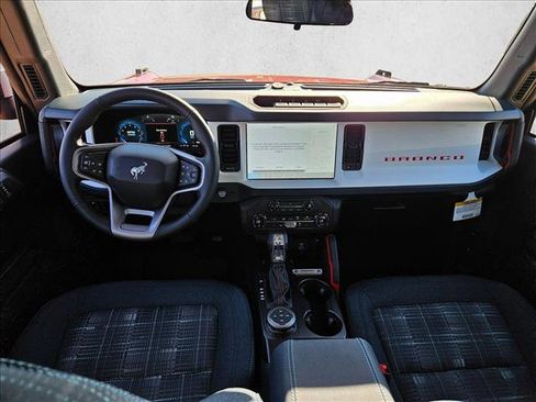 New 2025 Ford Bronco Heritage Edition image 11