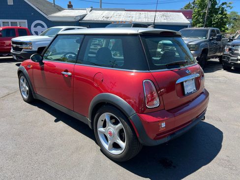 Used 2006 MINI Cooper Hardtop FWD image 3