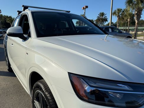 Used 2024 Audi Q5 e Premium Plus w/ Premium Plus Package image 27