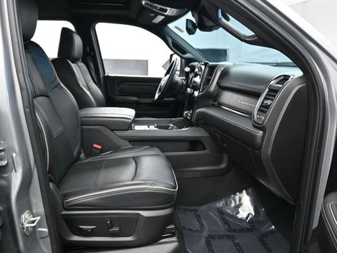 Used 2024 RAM 3500 Limited image 41