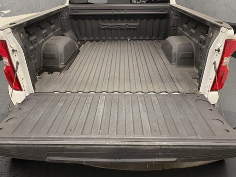 Used 2024 Chevrolet Silverado 1500 ZR2 w/ Technology Package image 23