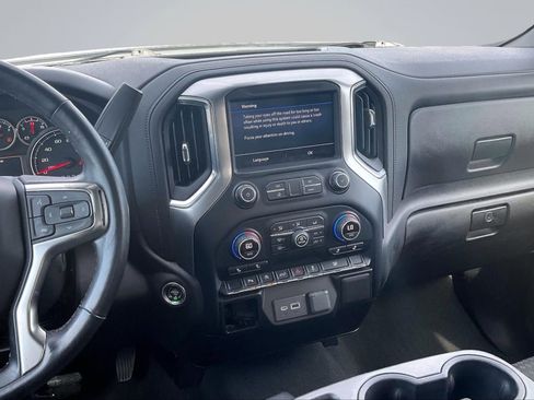 Used 2020 Chevrolet Silverado 1500 LT w/ Convenience Package image 6