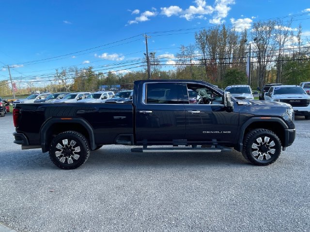 Used 2024 GMC Sierra 2500 Denali w/ Denali Reserve Package AWD/4WD image 8