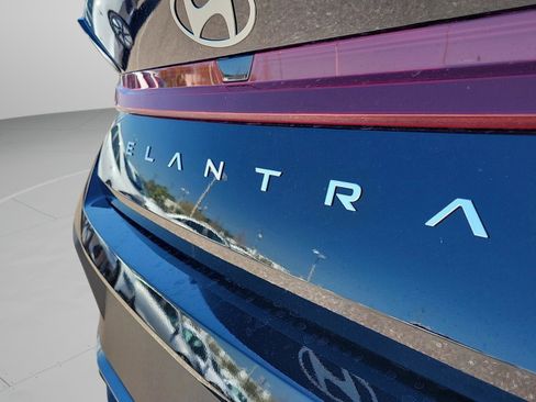 New 2026 Hyundai Elantra SE image 29
