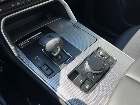 Certified 2025 MAZDA CX-70 3.3 Turbo w/ Premium Package image 34