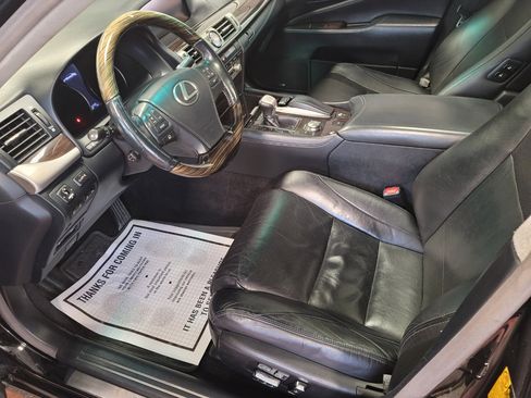 Used 2013 Lexus LS 460 L image 8
