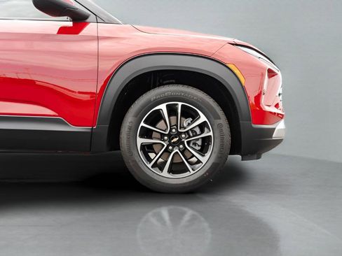 New 2026 Chevrolet TrailBlazer LT w/ LT Cold Weather Package FWD image 7