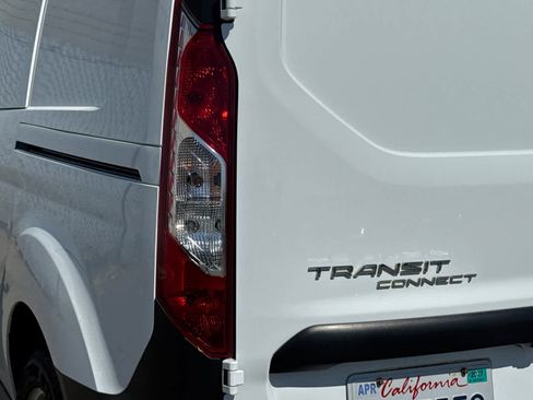 Used 2021 Ford Transit Connect XL FWD image 23