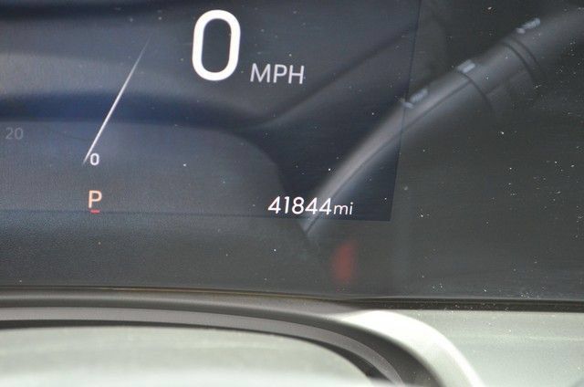 Used 2024 Buick Encore GX Sport Touring AWD/4WD image 23