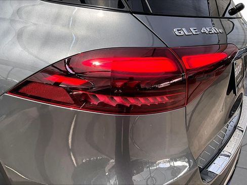 Certified 2026 Mercedes-Benz GLE 450e 4MATIC image 29