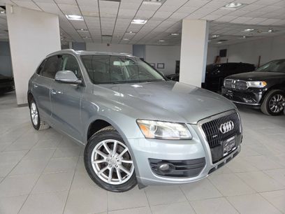 Used 2010 Audi Q5 3.2 Premium Plus w/ Premium Plus Pkg