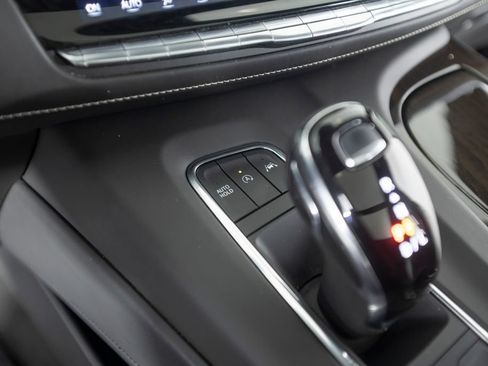 Used 2022 Cadillac Escalade Sport Platinum w/ Heavy-Duty Trailer Package AWD/4WD image 45