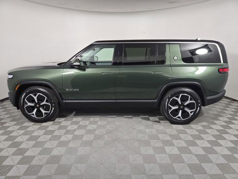 Used 2024 Rivian R1S Adventure AWD/4WD image 2