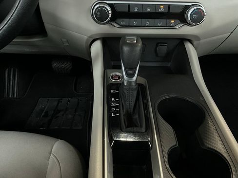 Used 2025 Nissan Altima 2.5 SV image 23