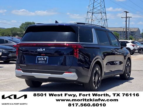 New 2026 Kia Carnival EX FWD image 5