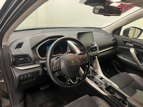 Used 2025 Mitsubishi Eclipse Cross AWD image 36