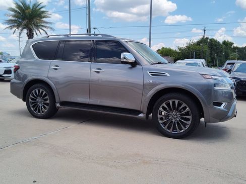 Used 2022 Nissan Armada Platinum RWD image 15