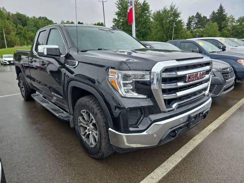 Used 2020 GMC Sierra 1500 SLE w/ SLE Value Package AWD/4WD image 4