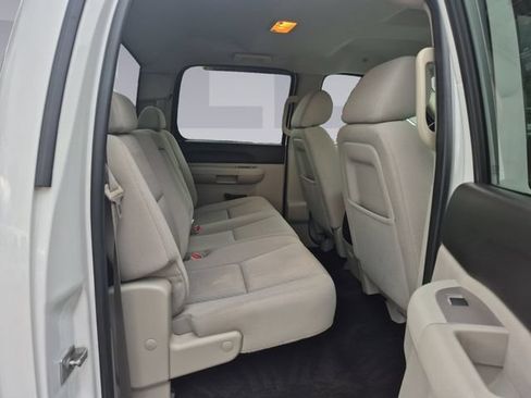 Used 2011 Chevrolet Silverado 3500 LT w/ Interior Plus Package AWD/4WD image 18
