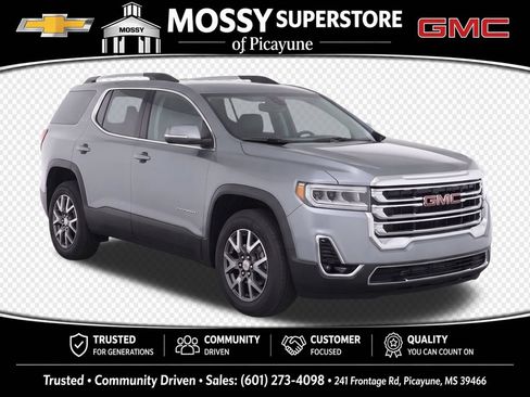 Used 2023 GMC Acadia SLT w/ LPO, Floor Liner Package FWD image 2