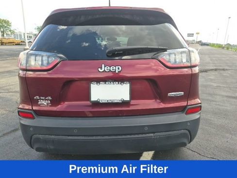 Used 2019 Jeep Cherokee Latitude Plus w/ Comfort/Convenience Group AWD/4WD image 6