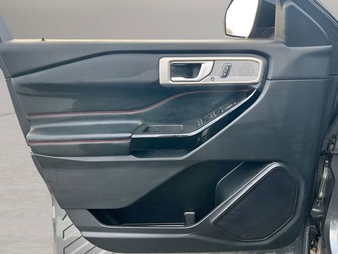 Used 2023 Ford Explorer ST-Line image 26