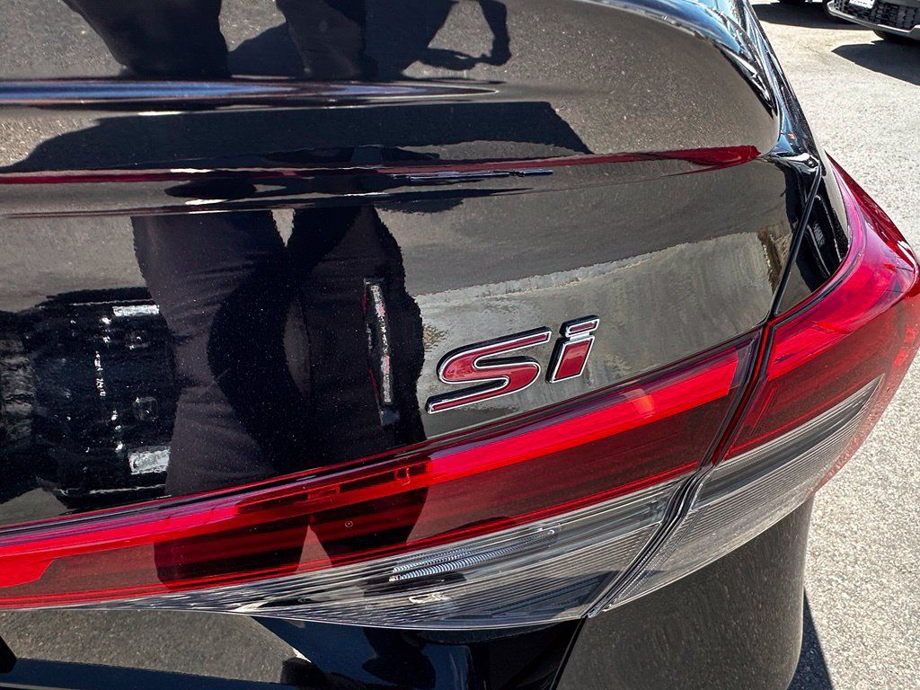 Certified 2024 Honda Civic Si image 9