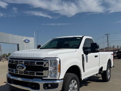 Used 2024 Ford F350 XLT w/ 360-Degree Camera Package image 2
