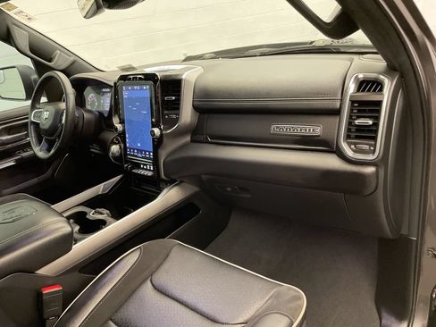 Used 2024 RAM 1500 Laramie AWD/4WD image 23