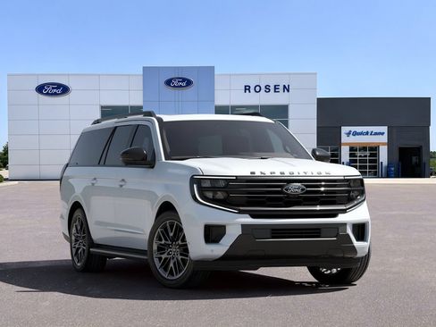 New 2026 Ford Expedition Max Platinum w/ Stealth Appearance Package AWD/4WD image 4