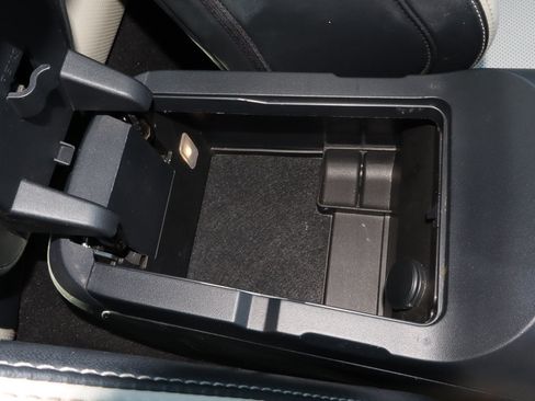 Used 2024 Ford Mustang Premium RWD image 23
