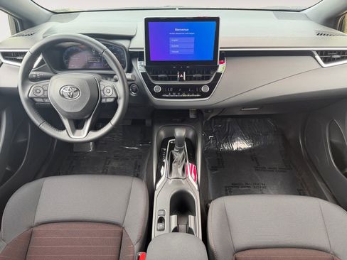 Certified 2026 Toyota Corolla SE w/ SE Package FWD image 10