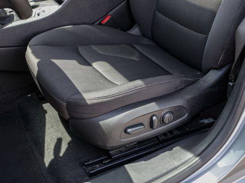 Used 2024 Chevrolet Malibu LT FWD image 19