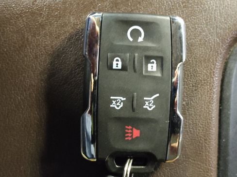 Used 2018 Chevrolet Tahoe LT image 32